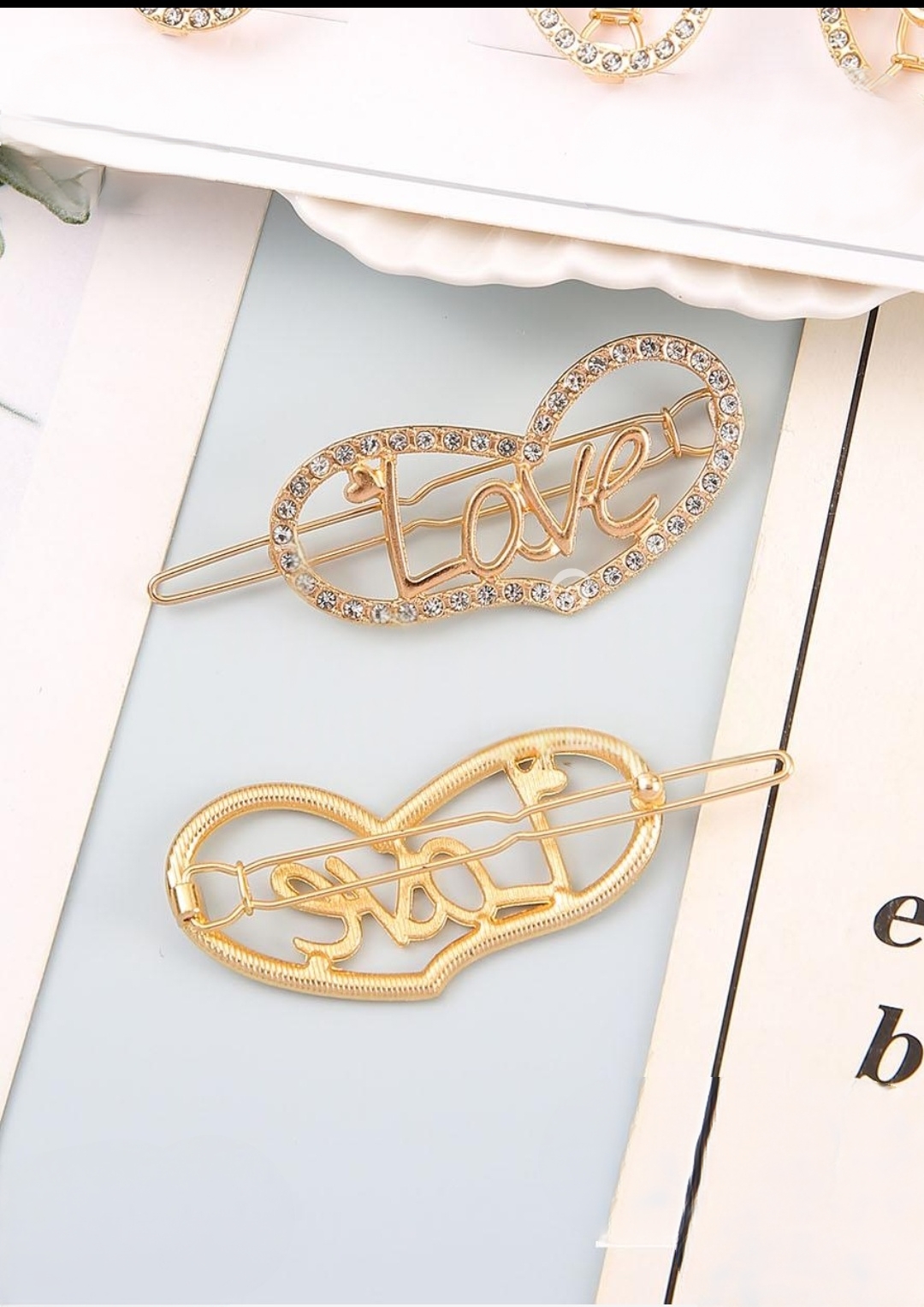 Love Yazılı Taşlı Kalp Model Gold Renk Metal Kadın Yan Toka