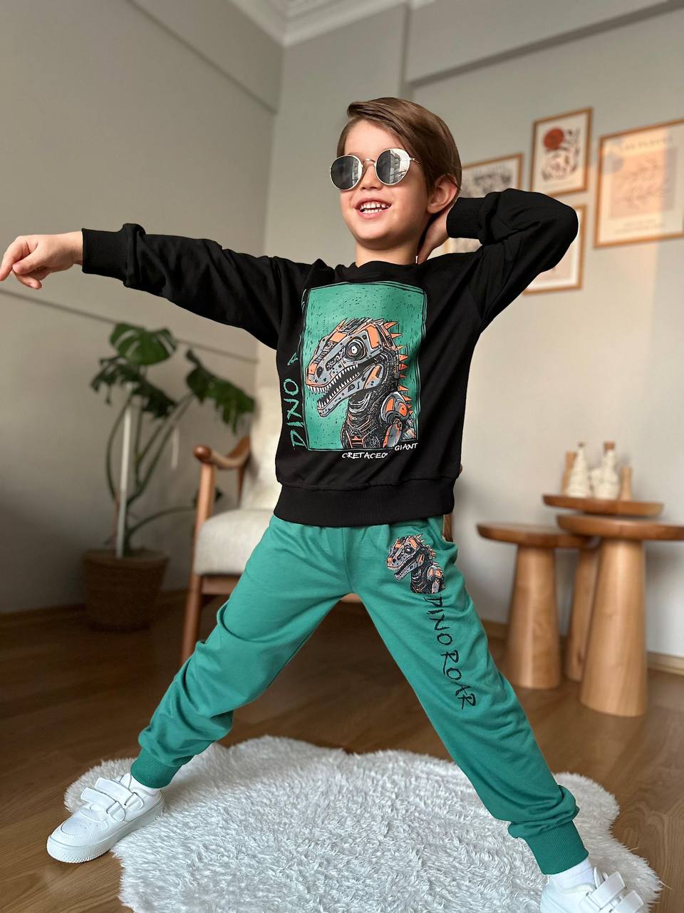 Erkek Çocuk Dinozor Desenli Takım – Siyah &Yeşil